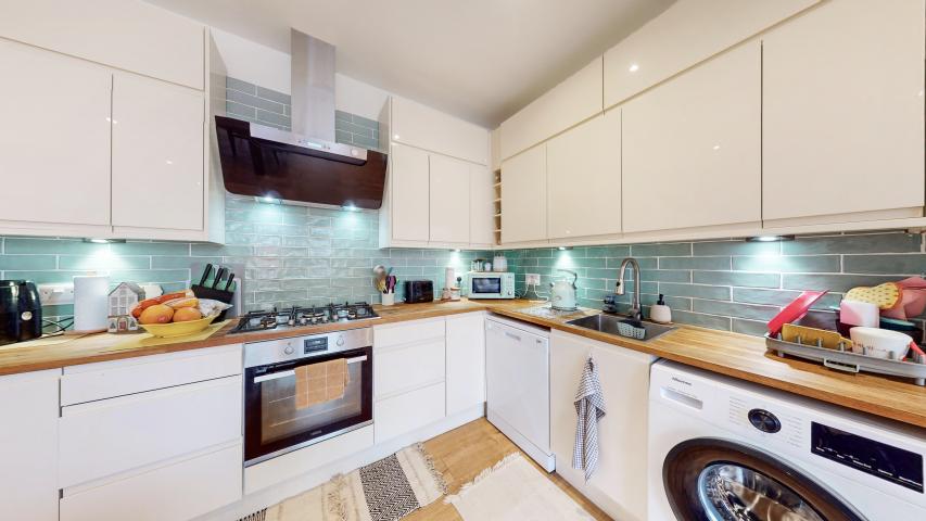 Stunning Sharers Apartment Fairhazel Gardens, West Hampstead